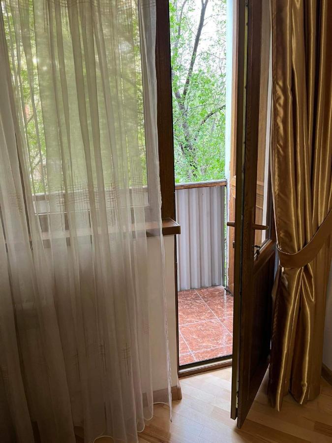 Apartment In City Center Yerevan Exterior photo