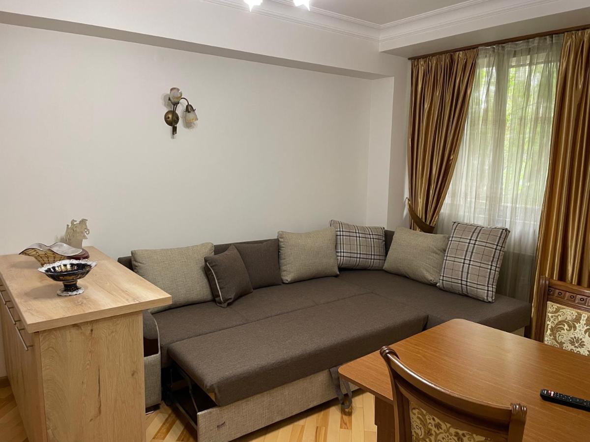 Apartment In City Center Yerevan Exterior photo