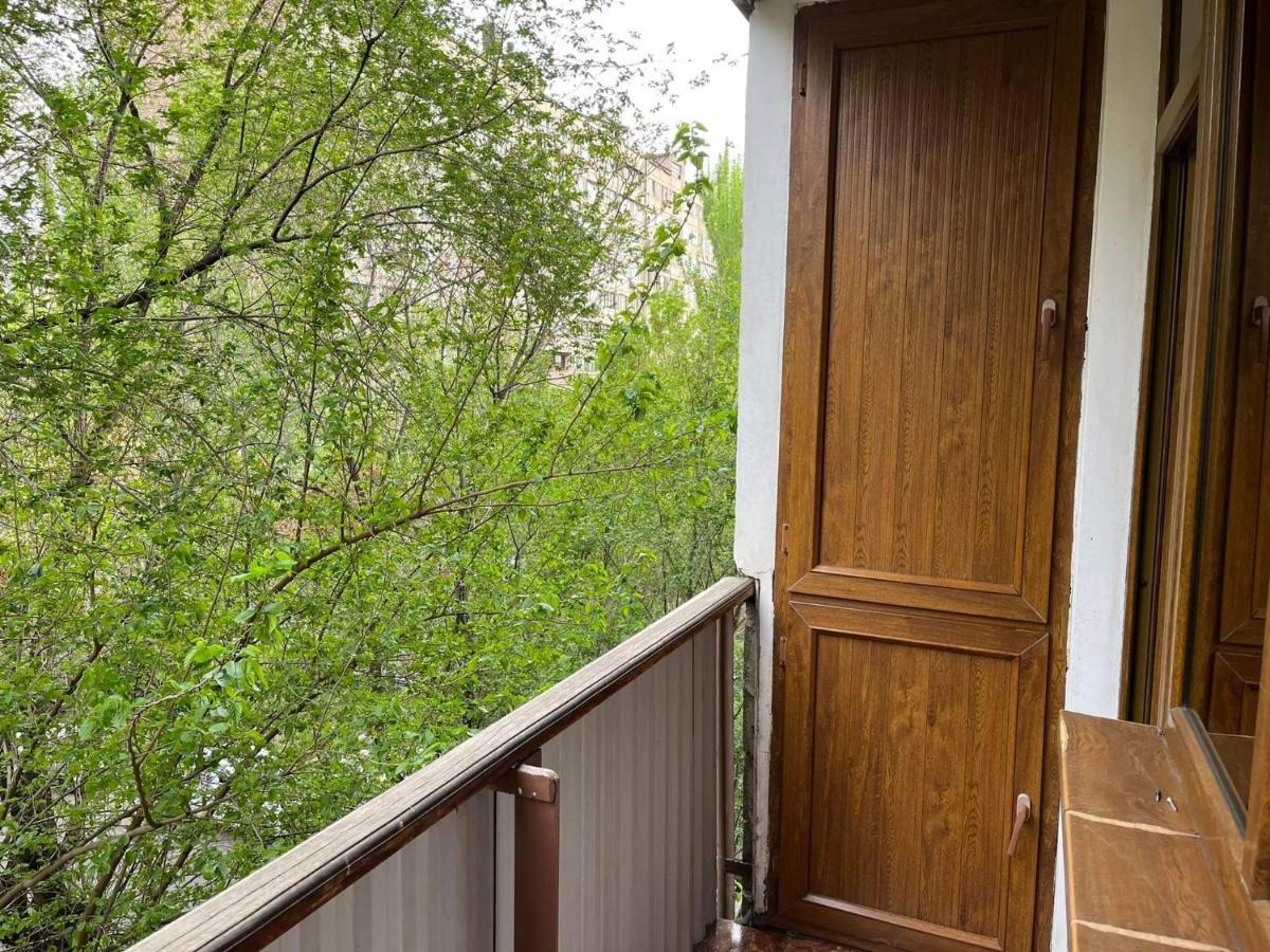 Apartment In City Center Yerevan Exterior photo